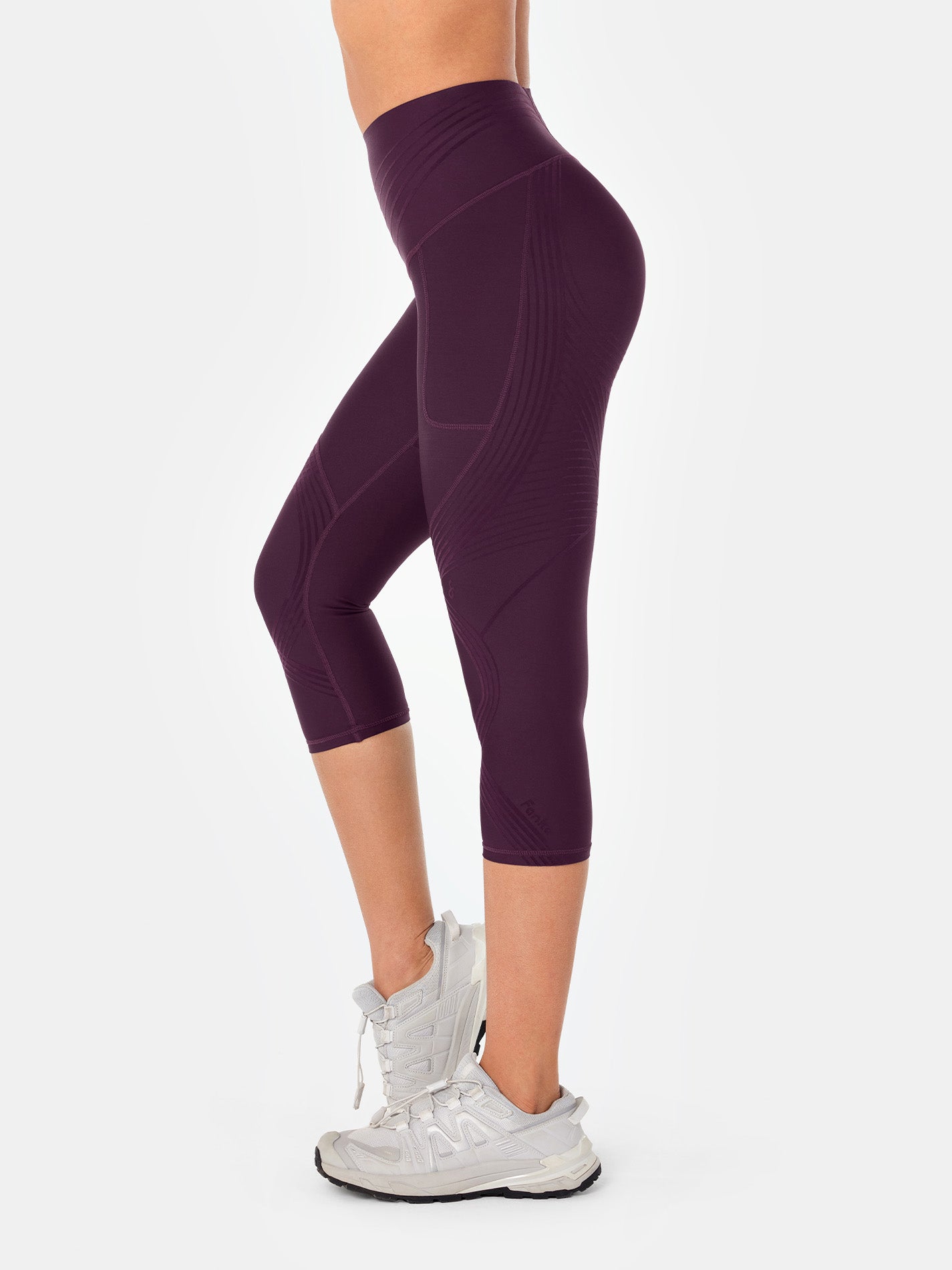 Body Sculpt Side Pocket Capri Leggings 2.0 (Reversible Wear)