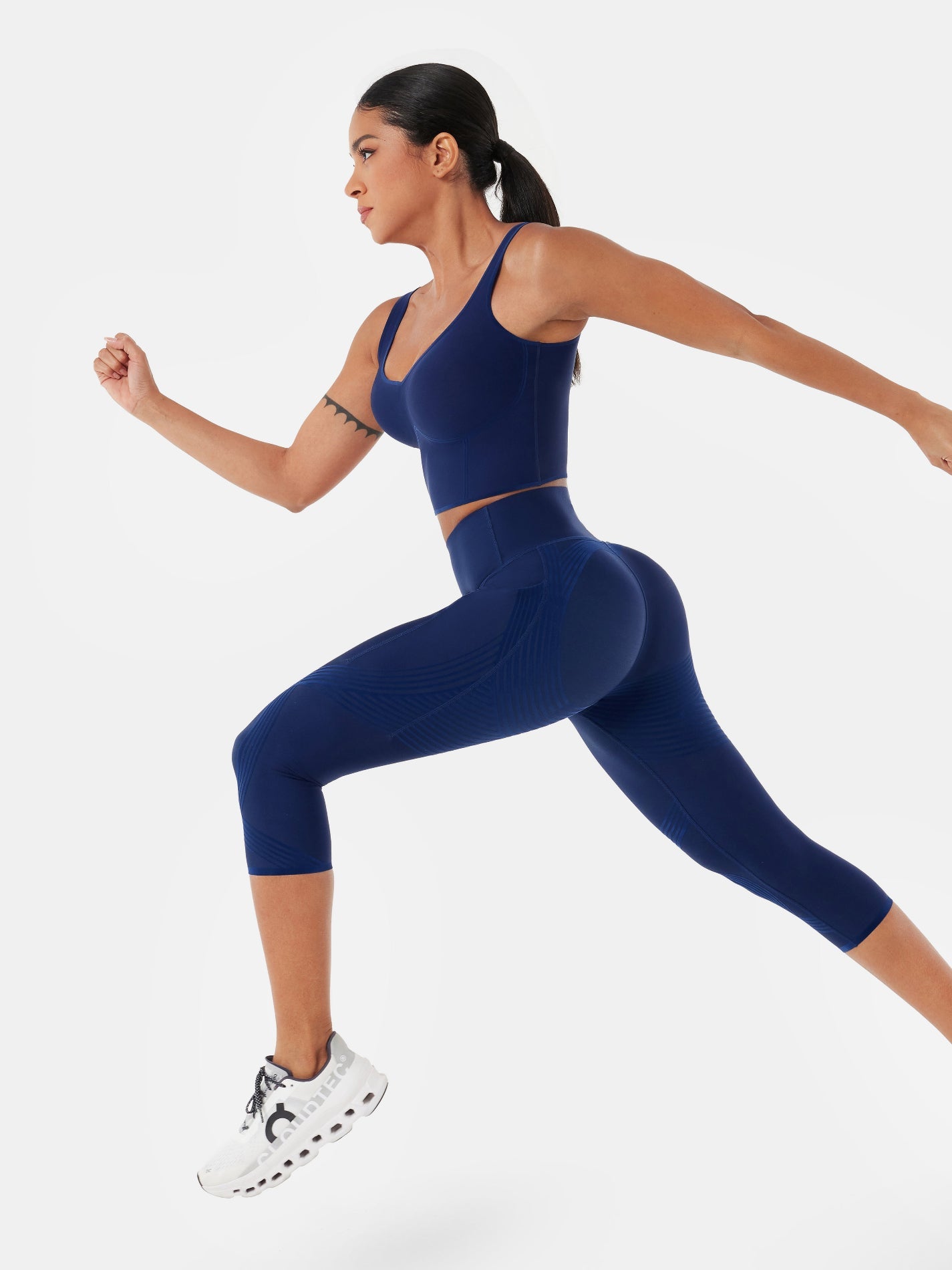 Body Sculpt Side Pocket Capri Leggings 2.0 (Reversible Wear)