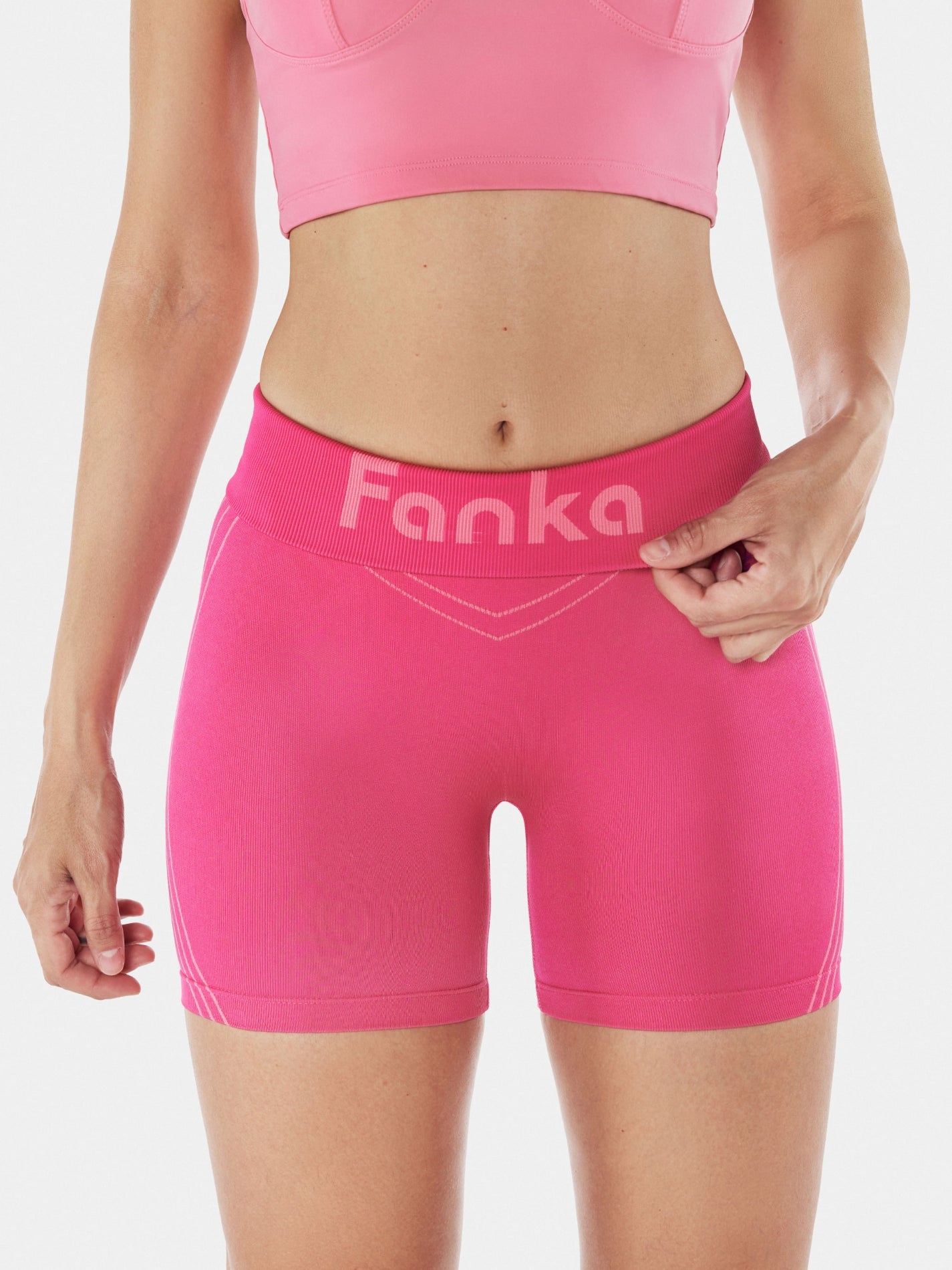 FirmFiit Seamless 8" Biker Shorts